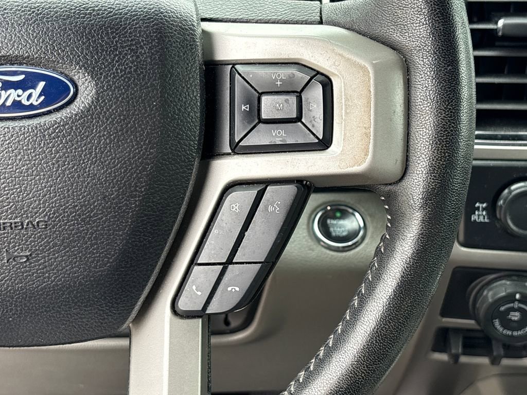 Used 2019 Ford F150 Lariat w/ Equipment Group 502A Luxury AWD/4WD image 20