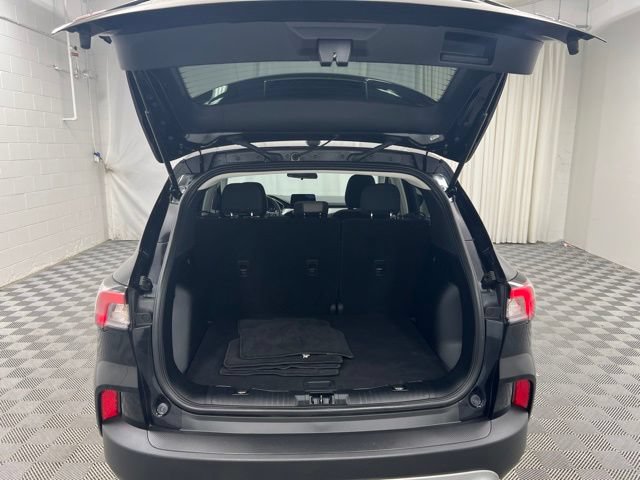 Used 2022 Ford Escape SE w/ Cold Weather Package AWD/4WD image 8
