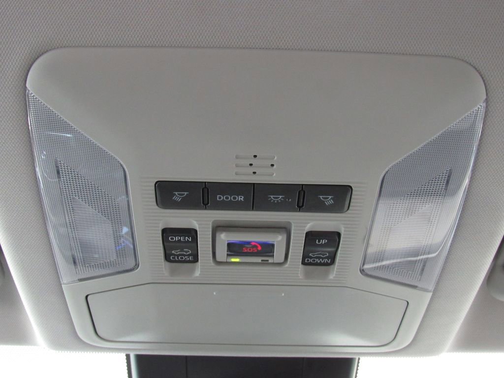 Certified 2025 Toyota RAV4 XLE Premium AWD/4WD image 27