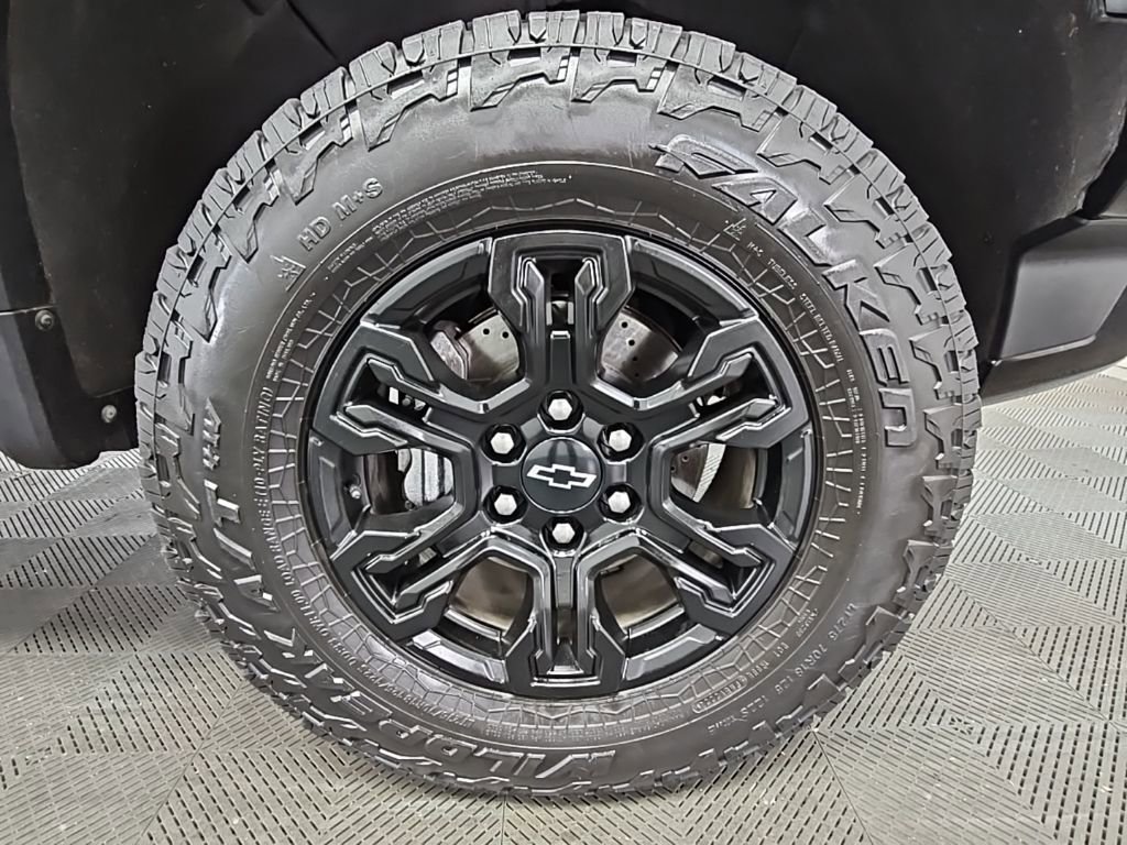 Used 2024 Chevrolet Silverado 1500 ZR2 image 49