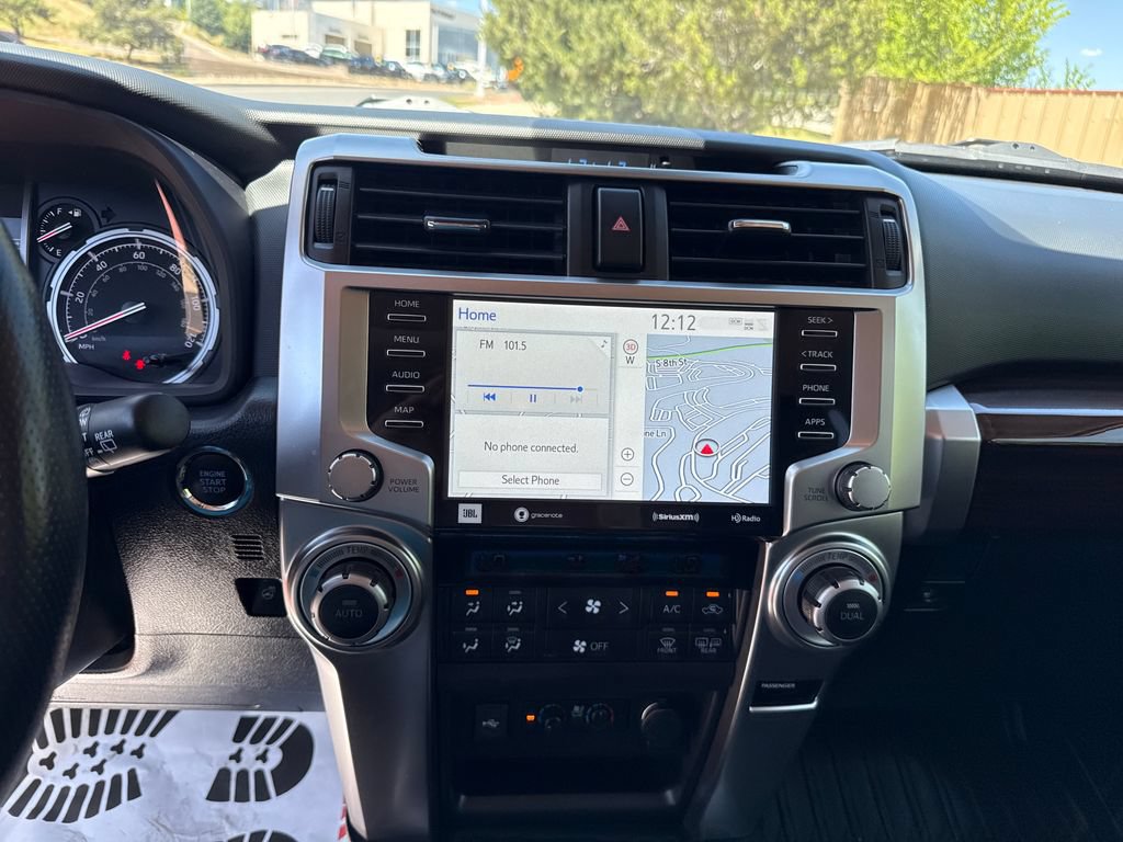 Used 2024 Toyota 4Runner Limited AWD/4WD image 18