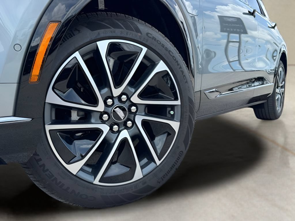 New 2026 Cadillac Optiq Sport 1 w/ LPO, Floor Liner Package AWD/4WD image 2