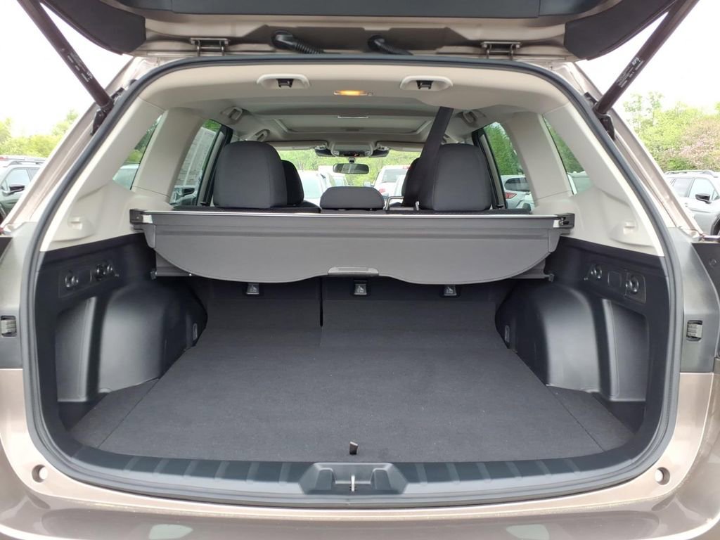 Certified 2023 Subaru Forester Premium AWD/4WD image 20