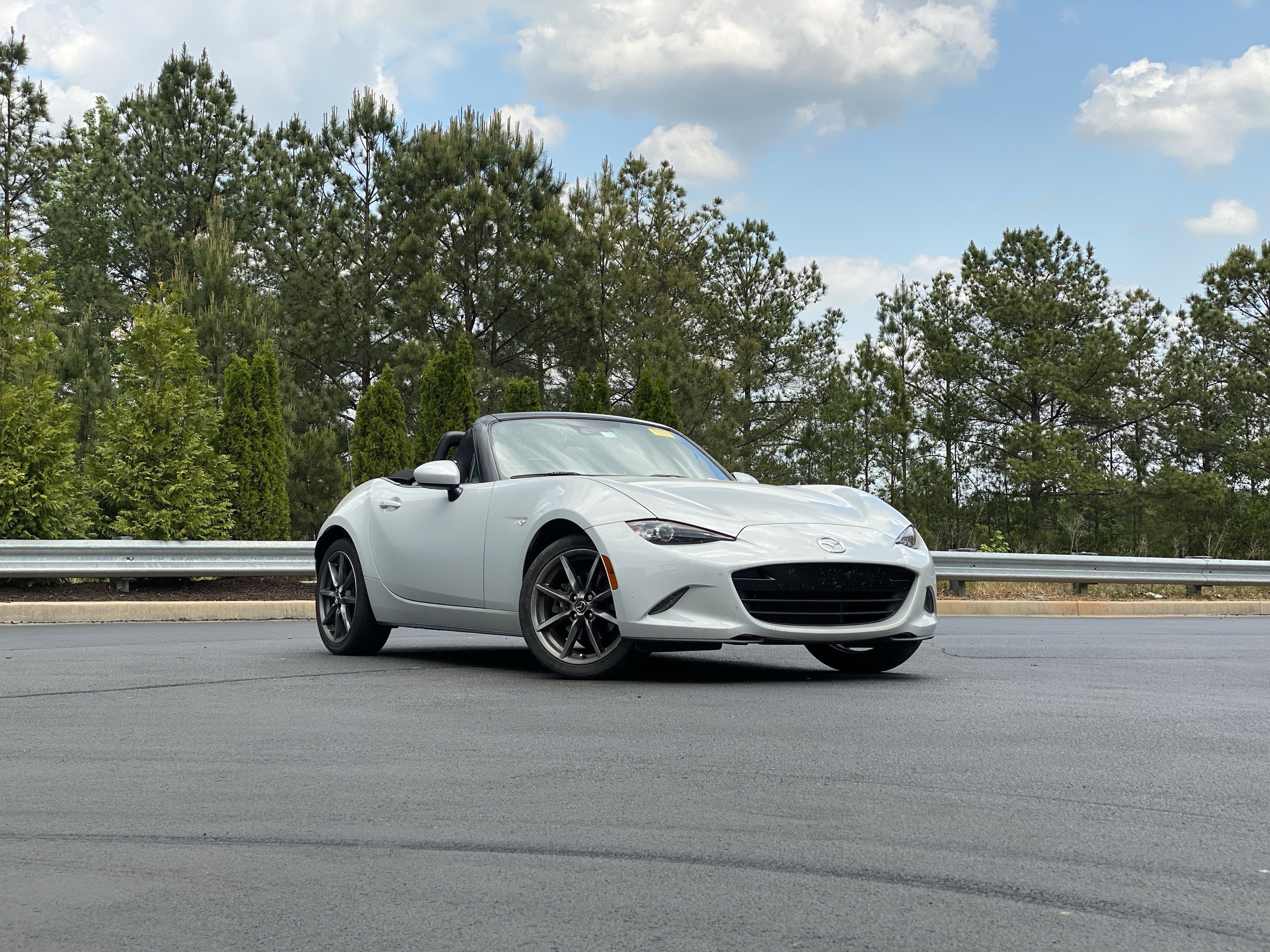 Used 2016 MAZDA MX-5 Miata Grand Touring RWD video 2