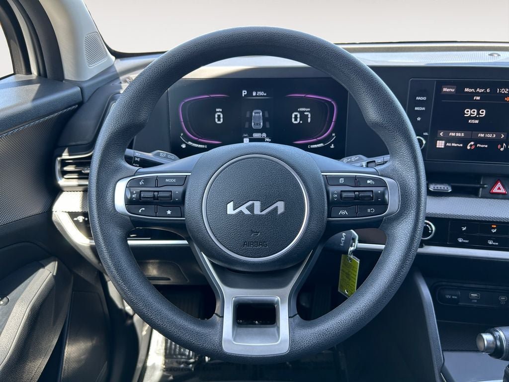 Used 2024 Kia Sportage LX AWD/4WD image 14