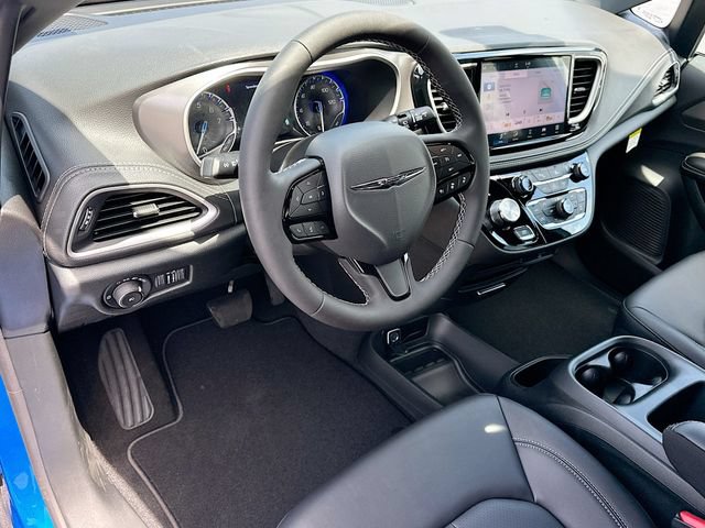New 2026 Chrysler Pacifica Select w/ S Appearance Package FWD image 7