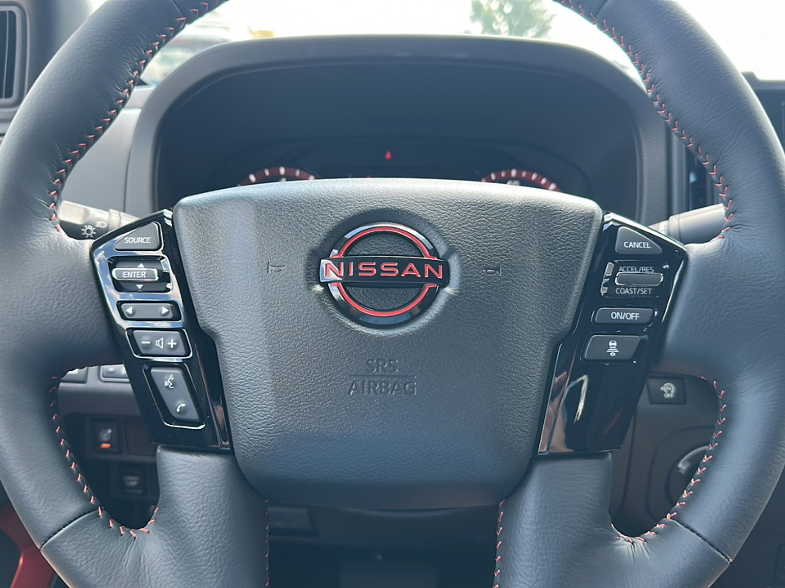 New 2026 Nissan Frontier PRO-4X w/ Pro-4x Convenience Package image 16