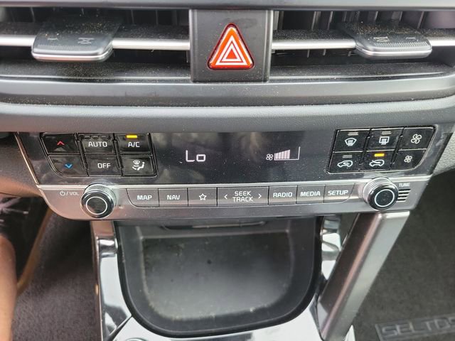 Used 2025 Kia Seltos SX w/ SX Sunroof Package AWD/4WD image 22
