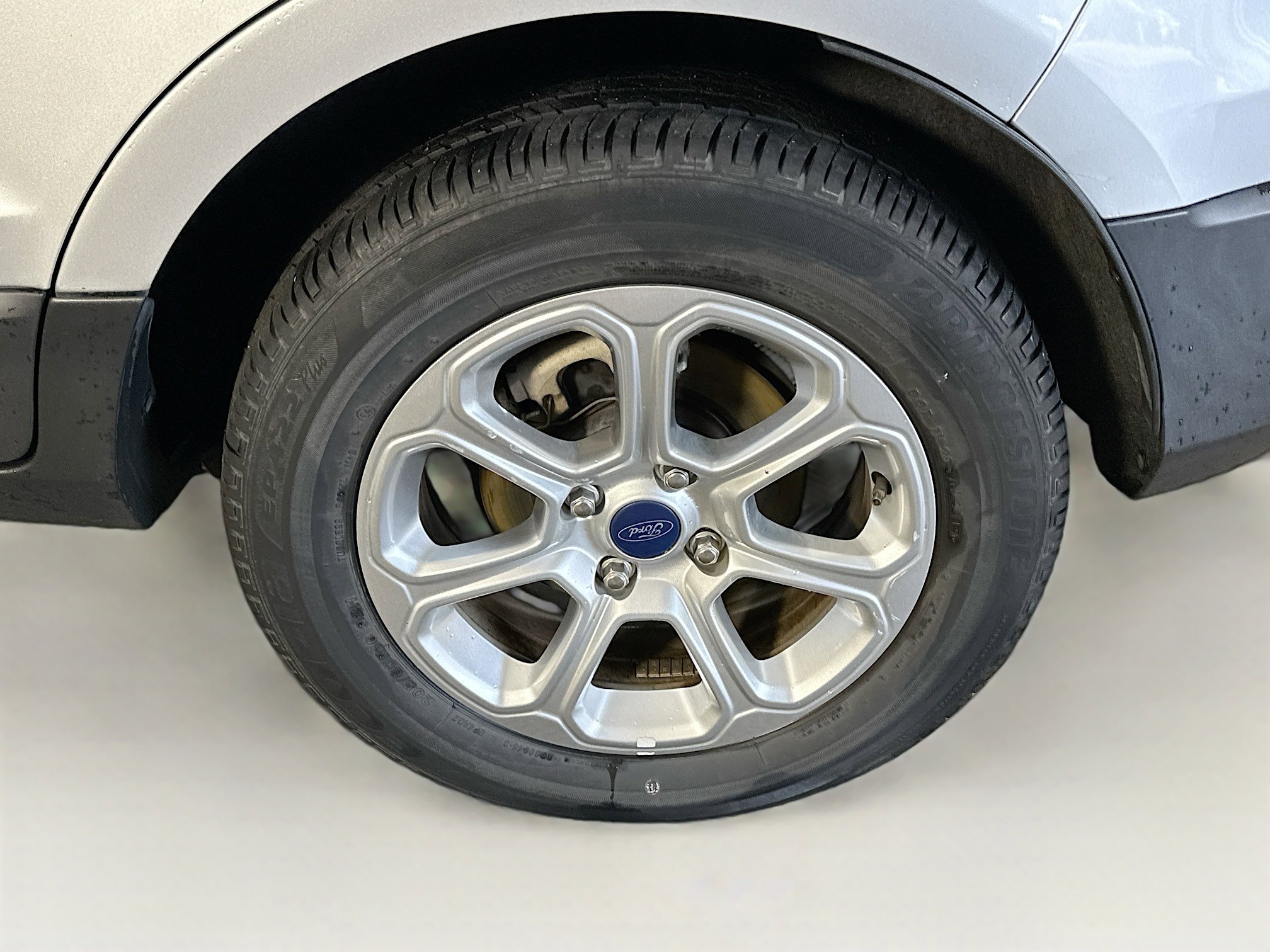 Used 2020 Ford EcoSport SE w/ SE Convenience Package image 11