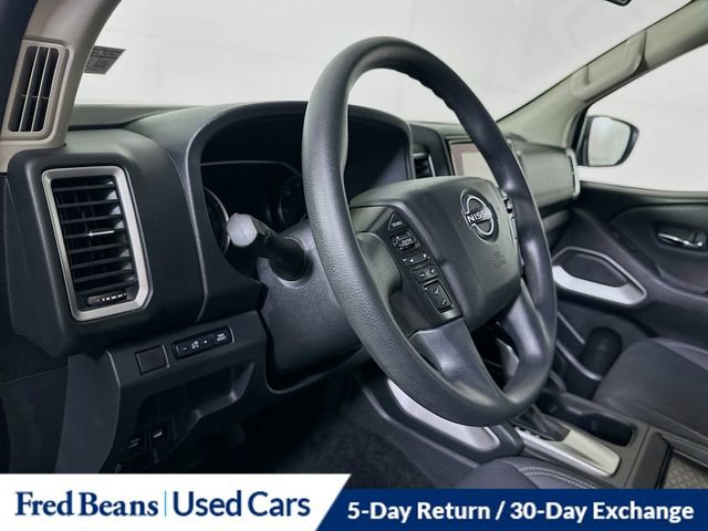 Certified 2023 Nissan Frontier SV image 11