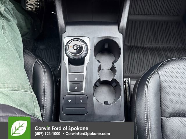 Used 2022 Ford Escape Titanium image 33