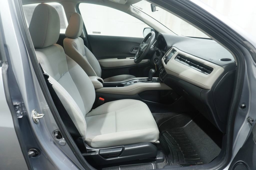 Used 2020 Honda HR-V LX image 14