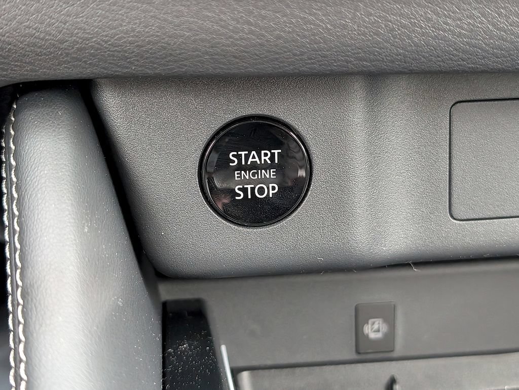 New 2026 Nissan Rogue Platinum AWD/4WD image 24