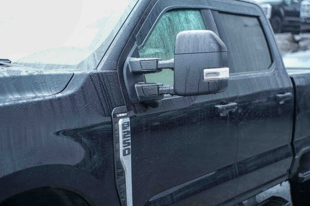 Used 2024 Ford F250 Lariat AWD/4WD image 10