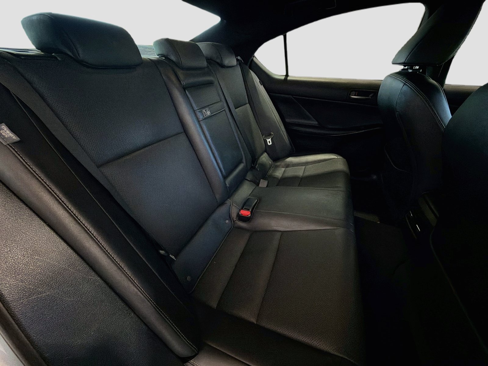 Used 2024 Lexus IS 350 F Sport RWD image 18
