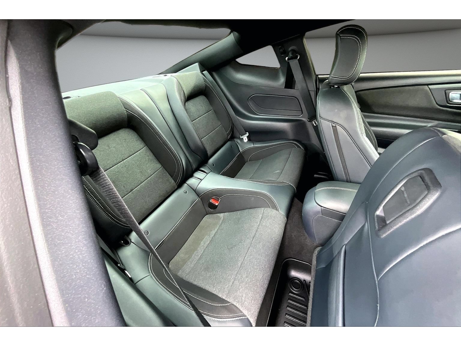 Used 2024 Ford Mustang GT RWD image 39