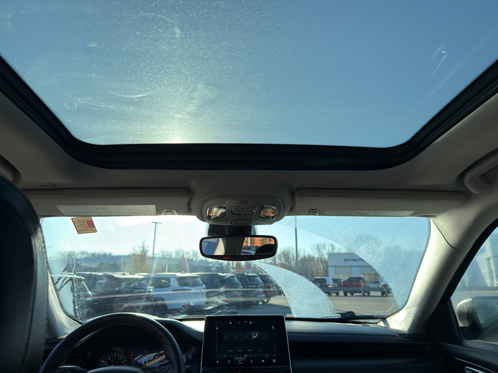 Used 2022 Jeep Compass Trailhawk w/ Sun and Sound Group image 29