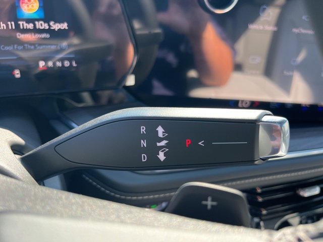 New 2026 Chevrolet Suburban Premier w/ Sun And Tow Package image 25