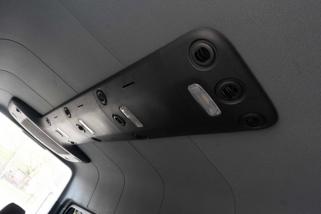 Used 2020 Mercedes-Benz Sprinter 2500 image 25