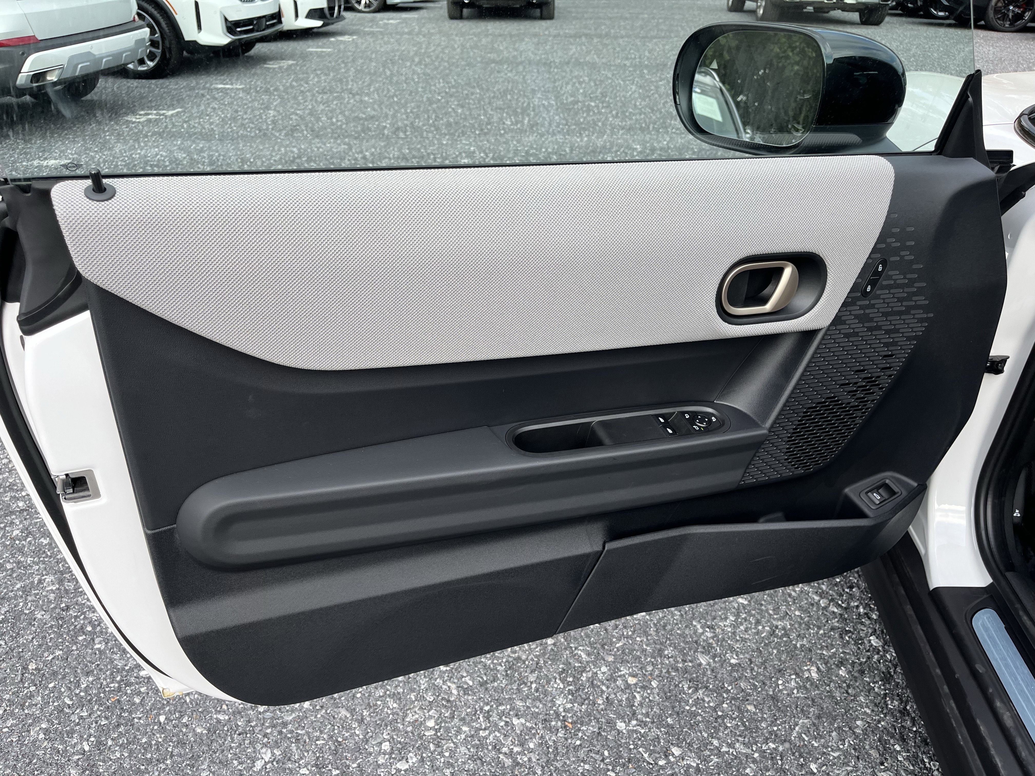 New 2026 MINI Cooper 2-Door Hardtop image 9