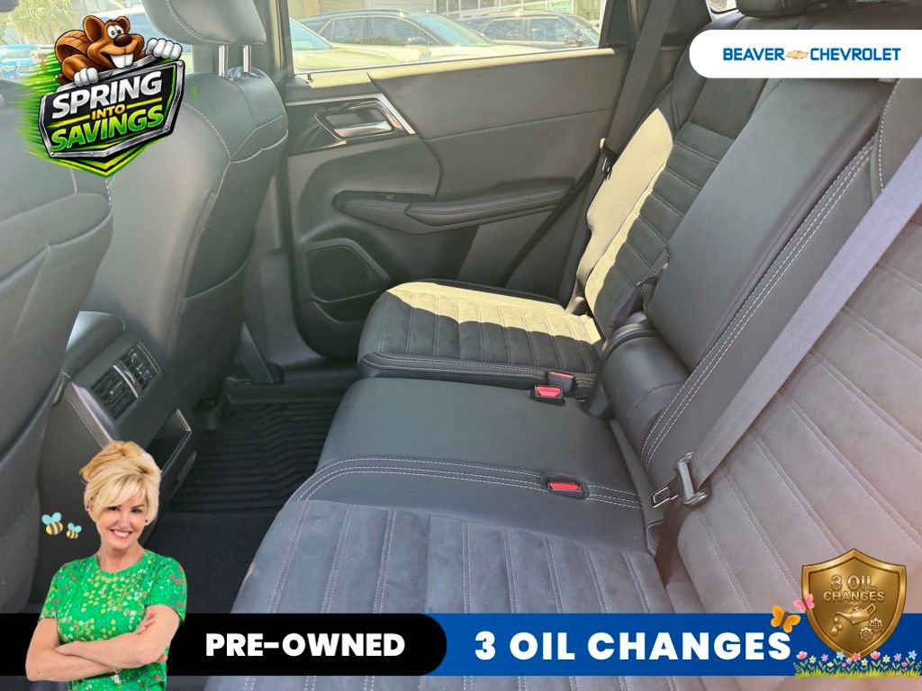 Used 2024 Mitsubishi Outlander SE image 9