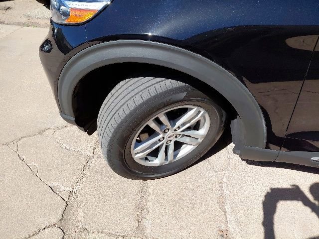 Used 2022 Ford Explorer XLT AWD/4WD image 36