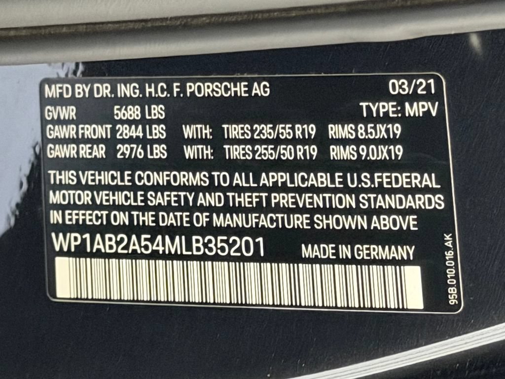 Certified 2021 Porsche Macan S AWD/4WD image 26