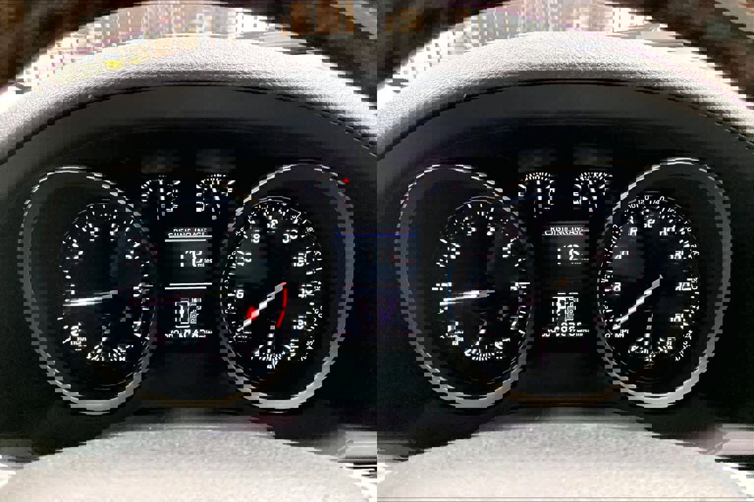 Used 2015 Toyota Land Cruiser AWD/4WD image 25