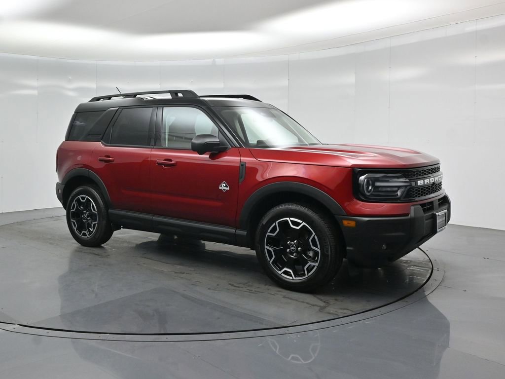 Certified 2025 Ford Bronco Sport Outer Banks w/ Outer Banks Tech Package+ AWD/4WD image 58