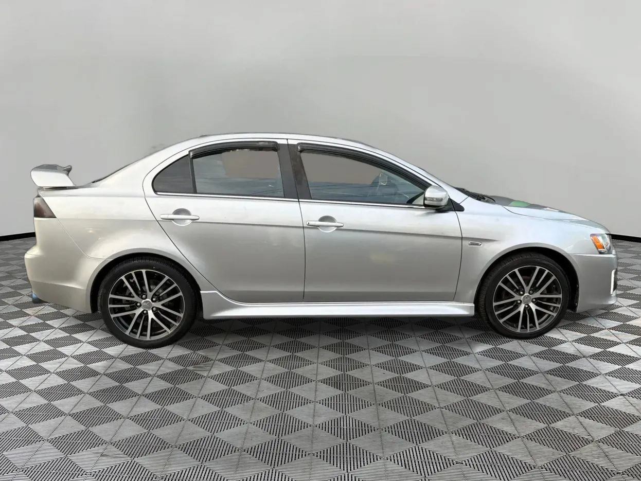 Used 2016 Mitsubishi Lancer GT FWD image 4