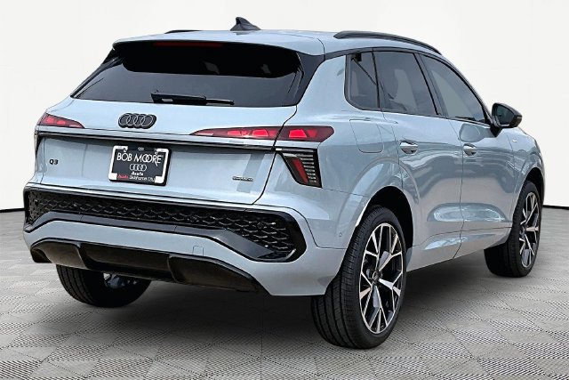 New 2026 Audi Q3 quattro 2.0T AWD/4WD image 2