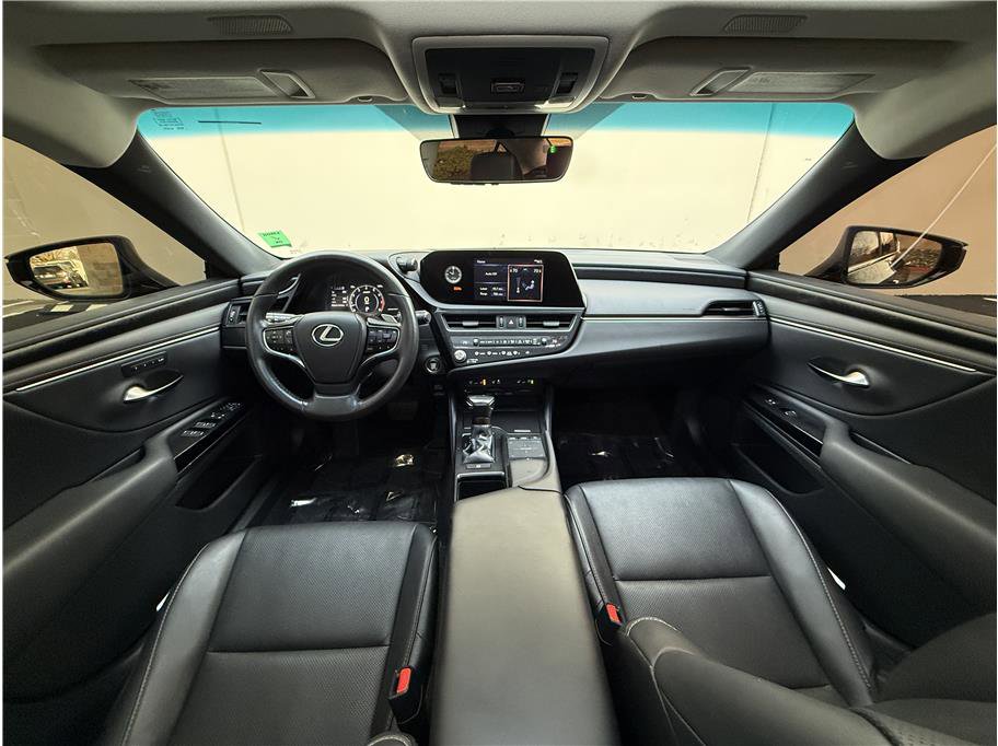 Used 2022 Lexus ES 350 ES 350 Sedan 4D image 15