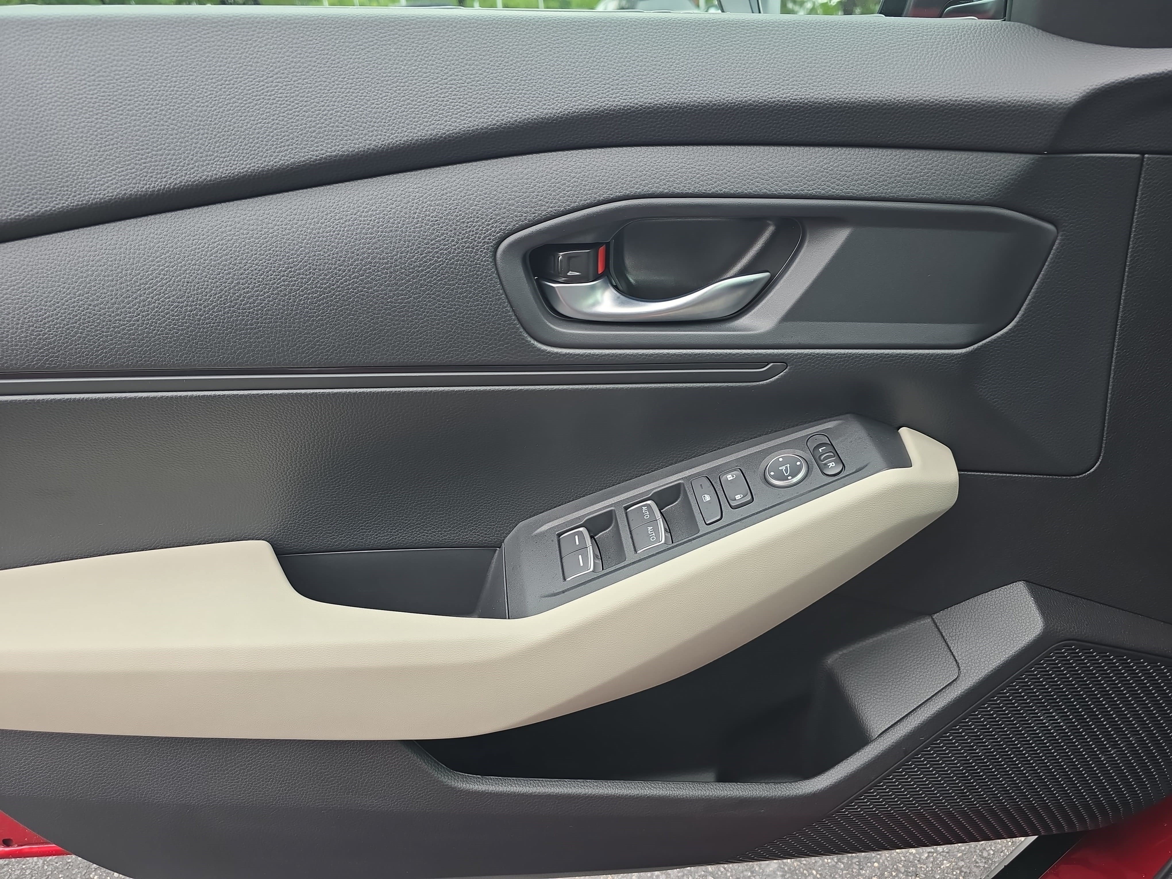 Used 2025 Honda Accord LX image 25
