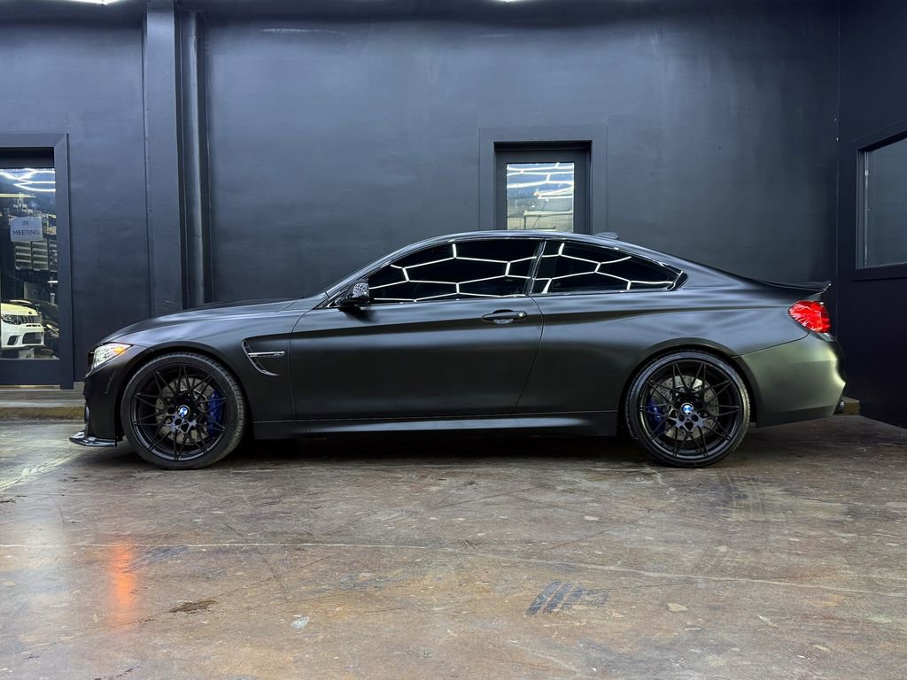 Used 2015 BMW M4 Coupe w/ Executive Package RWD image 4