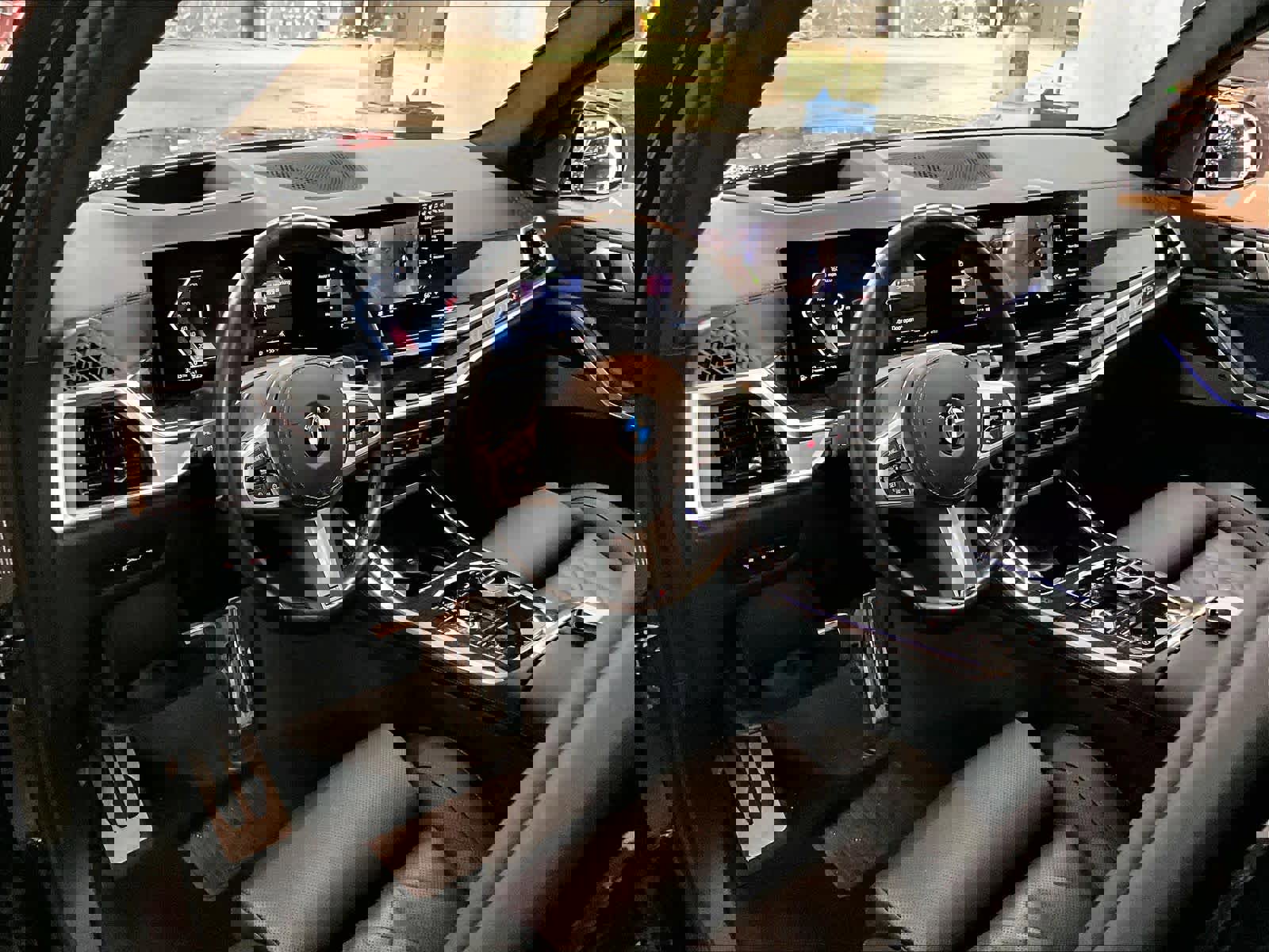 Used 2024 BMW X5 xDrive40i w/ Executive Package image 15