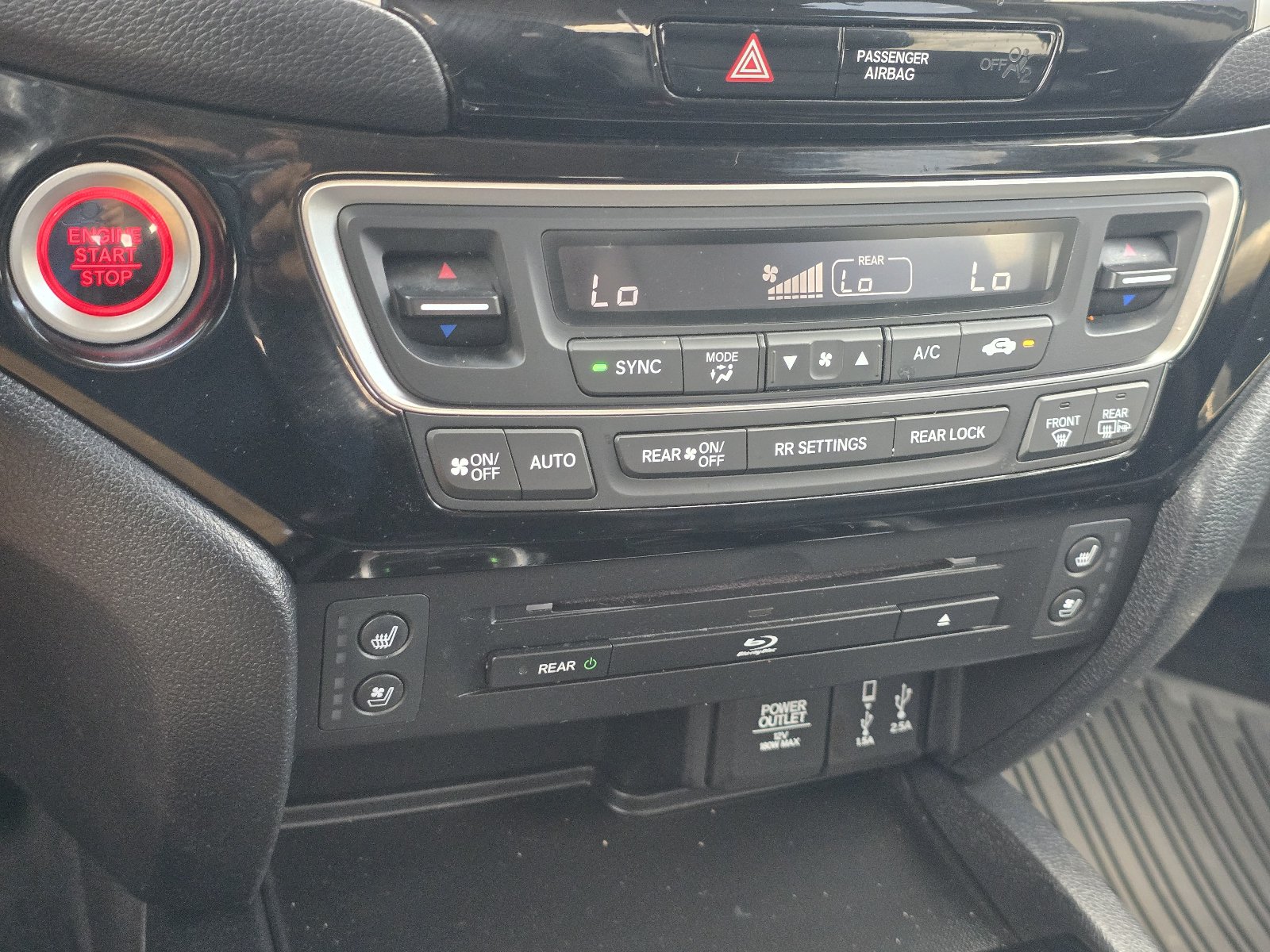 Used 2018 Honda Pilot Elite image 22