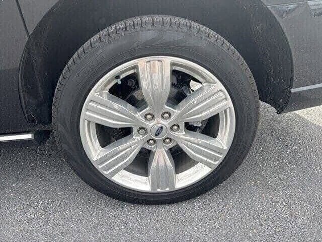 Used 2024 Ford Expedition Max Platinum image 12