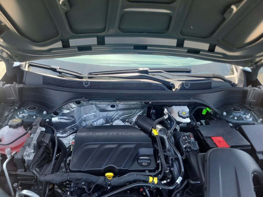 New 2026 Chevrolet Trax LS w/ LS Convenience Package FWD image 24