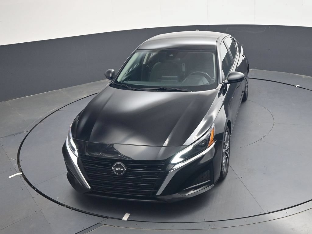 Used 2024 Nissan Altima 2.5 SV FWD image 23