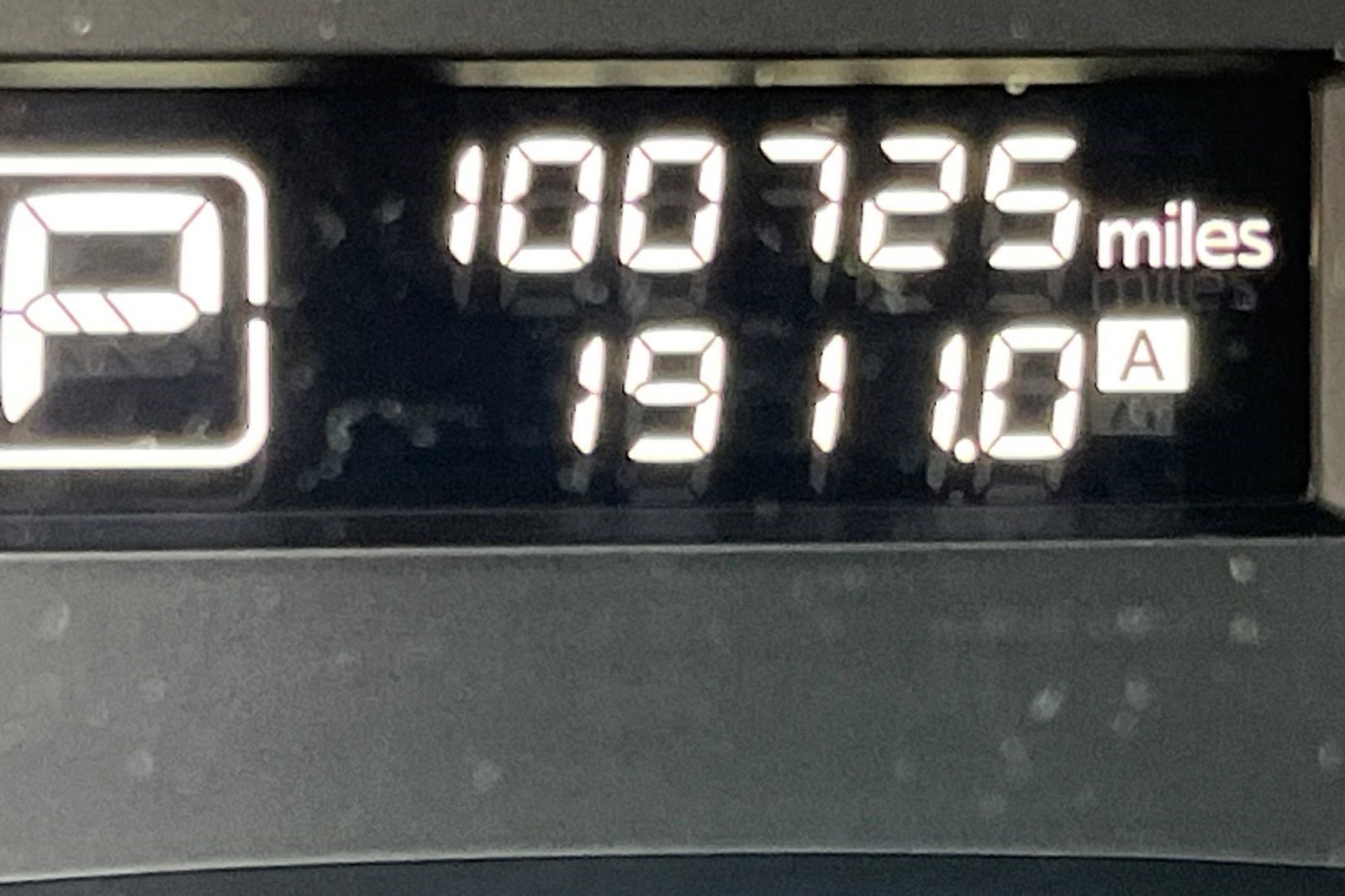 Used 2017 INFINITI QX60 Luxe w/ Deluxe Technology Package image 8