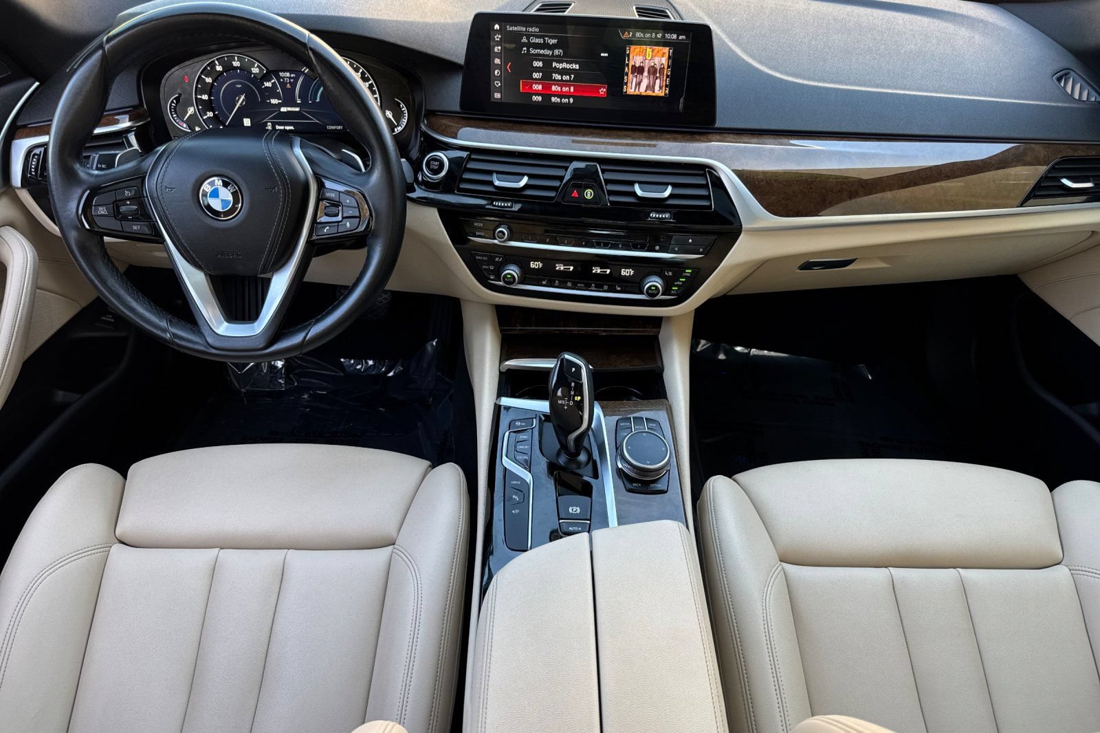 Used 2019 BMW 530e w/ Premium Package RWD image 15