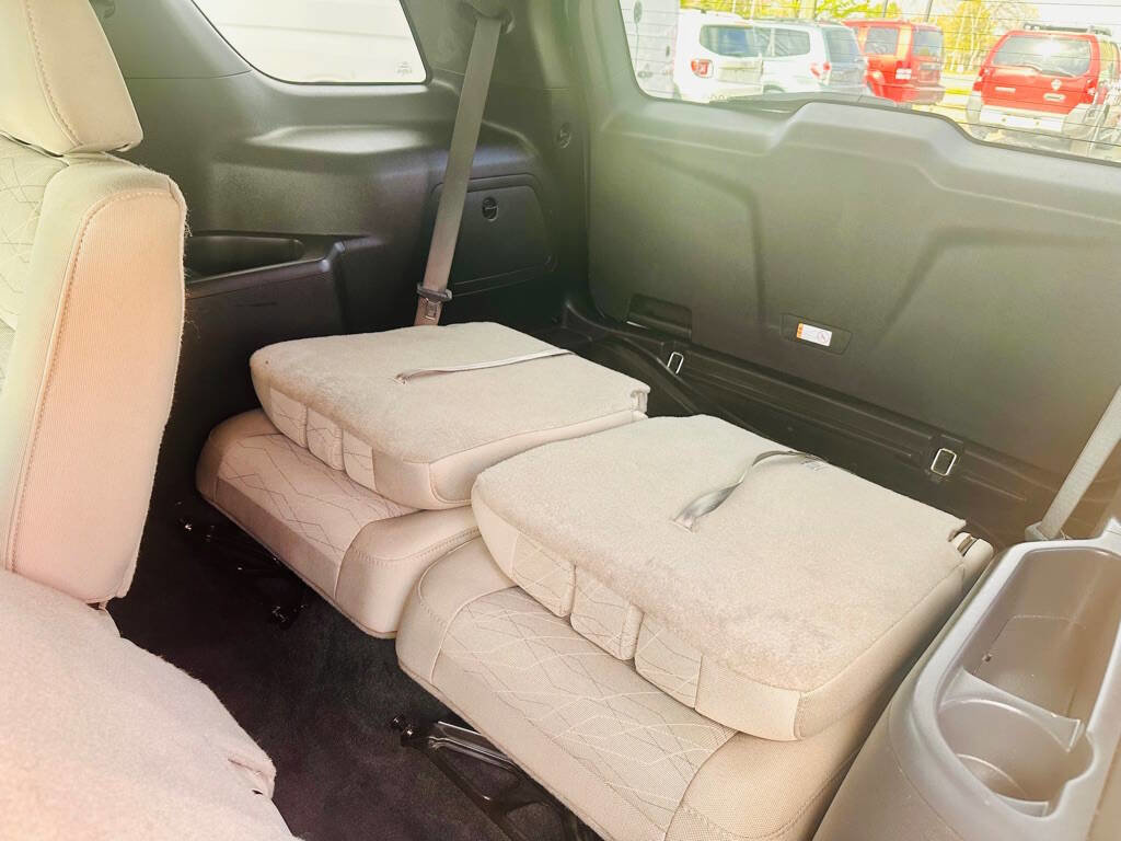 Used 2012 Ford Explorer FWD w/ Class III Trailer Tow Pkg image 13