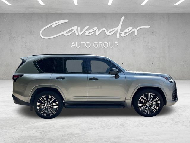Used 2024 Lexus LX 600 4WD w/ Appearance Package image 21