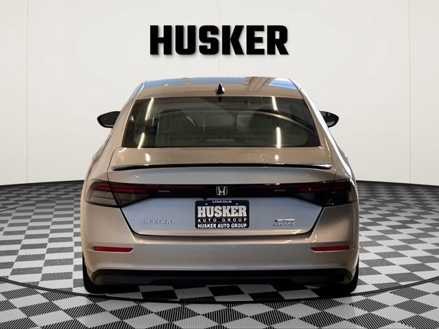 Used 2023 Honda Accord Sport image 4