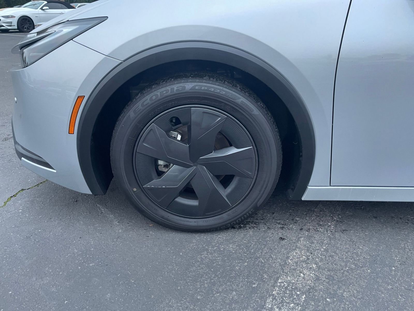 Used 2025 Toyota Prius LE image 30