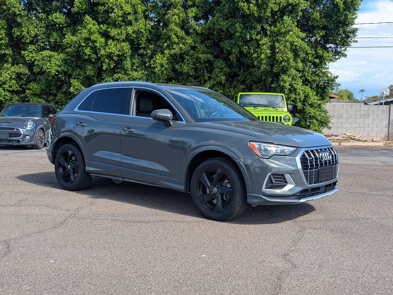 Used 2020 Audi Q3 2.0T Premium AWD/4WD video 1