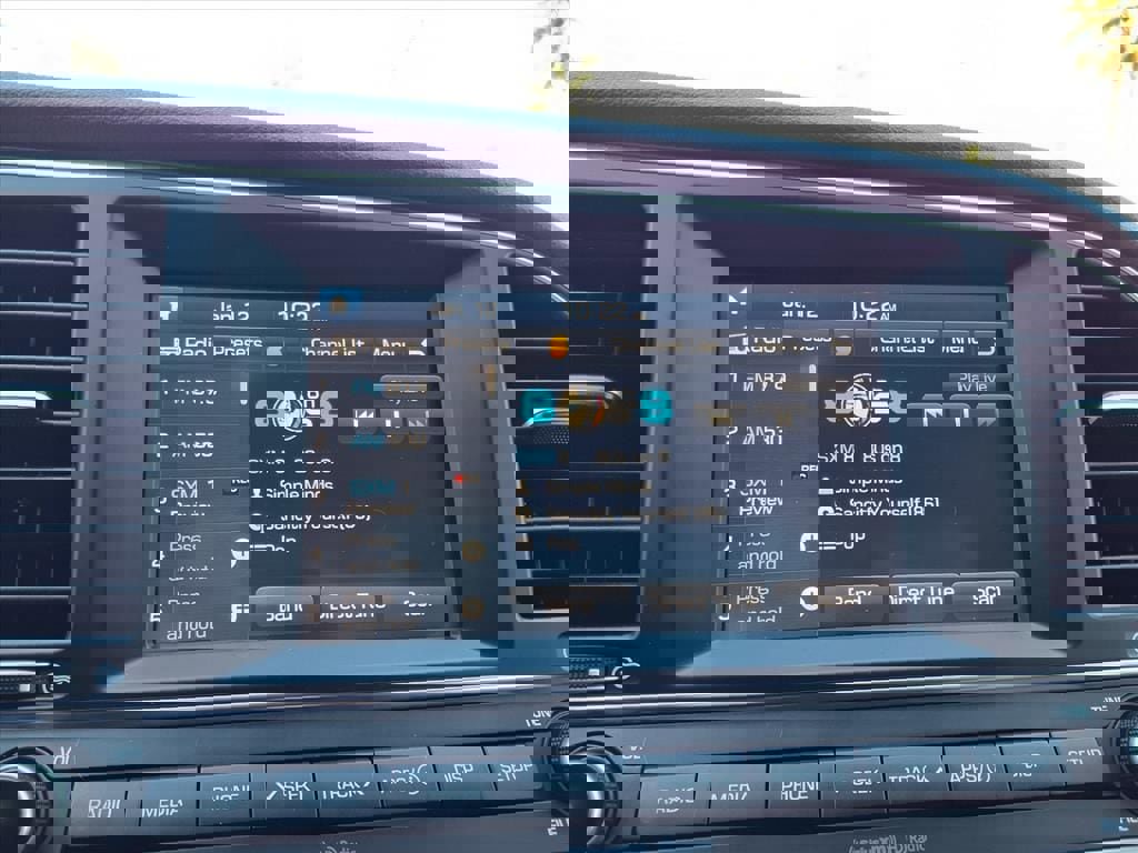 Used 2018 Hyundai Elantra SEL image 3