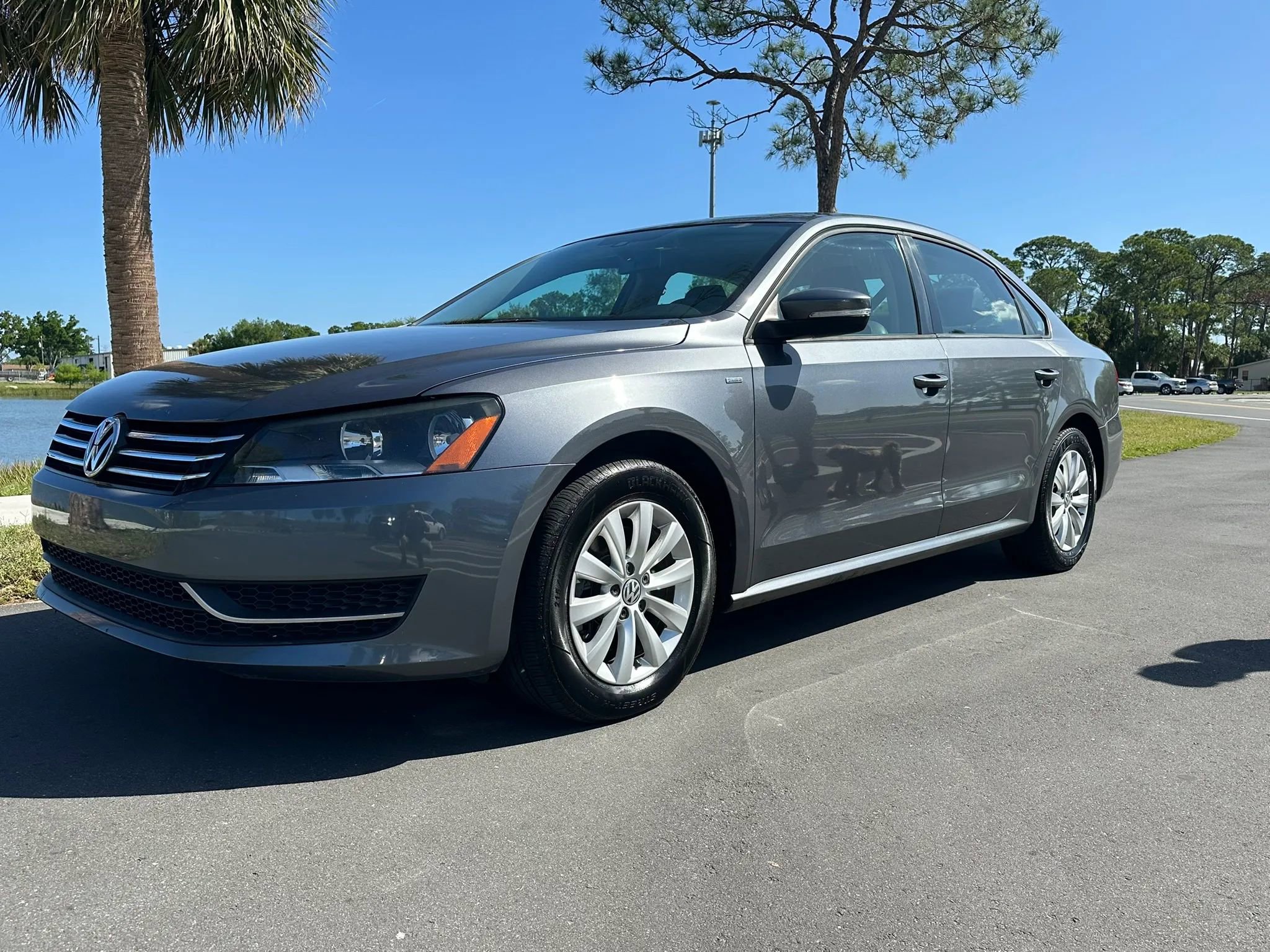 Used 2014 Volkswagen Passat 1.8T Wolfsburg Edition image 39