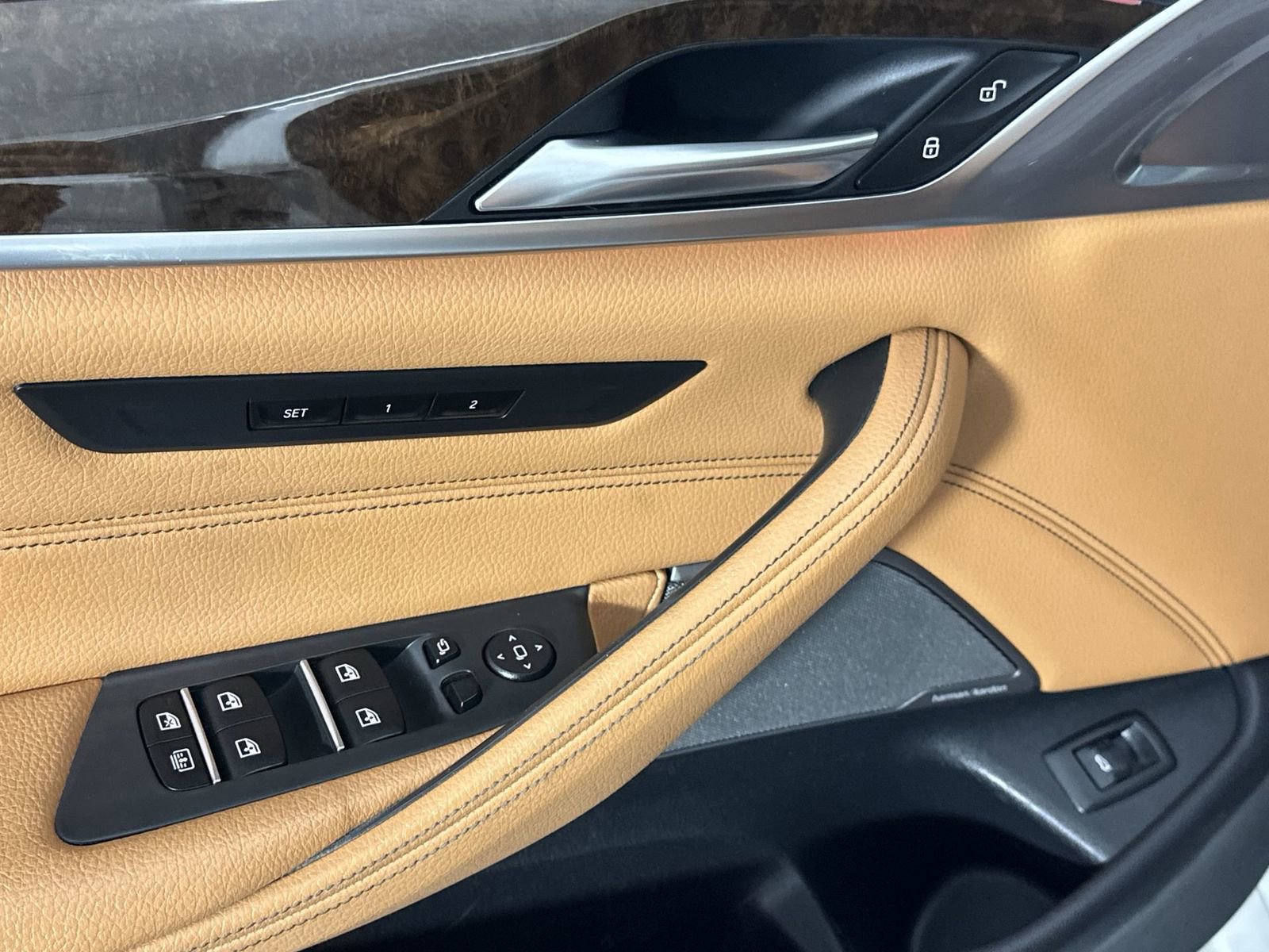 Used 2018 BMW 540i image 13