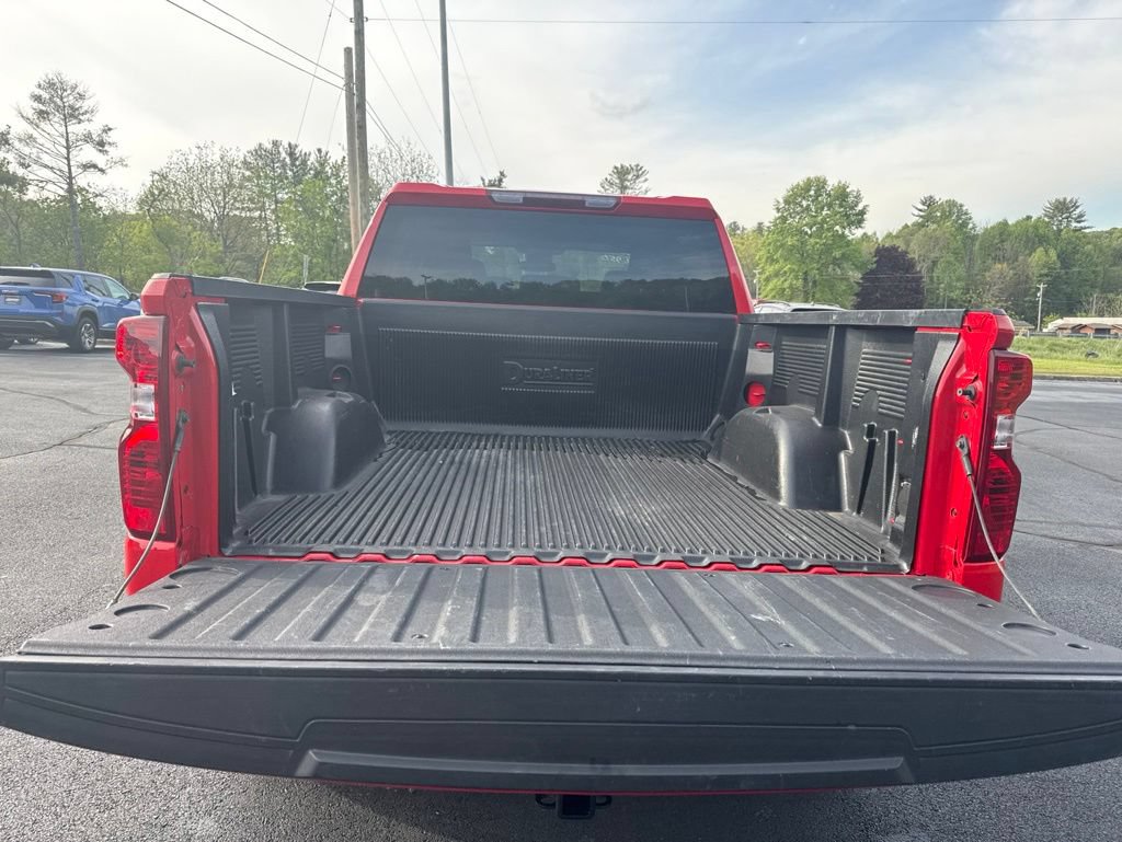 Used 2025 Chevrolet Silverado 1500 LT AWD/4WD image 33